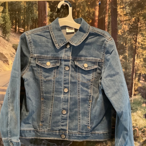 Jean Jacket, size 10-12, Looney Tunes - Picture 2 of 2